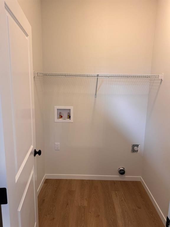 21 Setonvista Gate Se, Calgary, AB - Indoor With Storage
