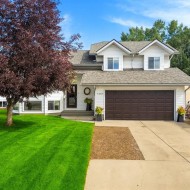 1218 Grey Avenue Crossfield, AB T0M 0S0