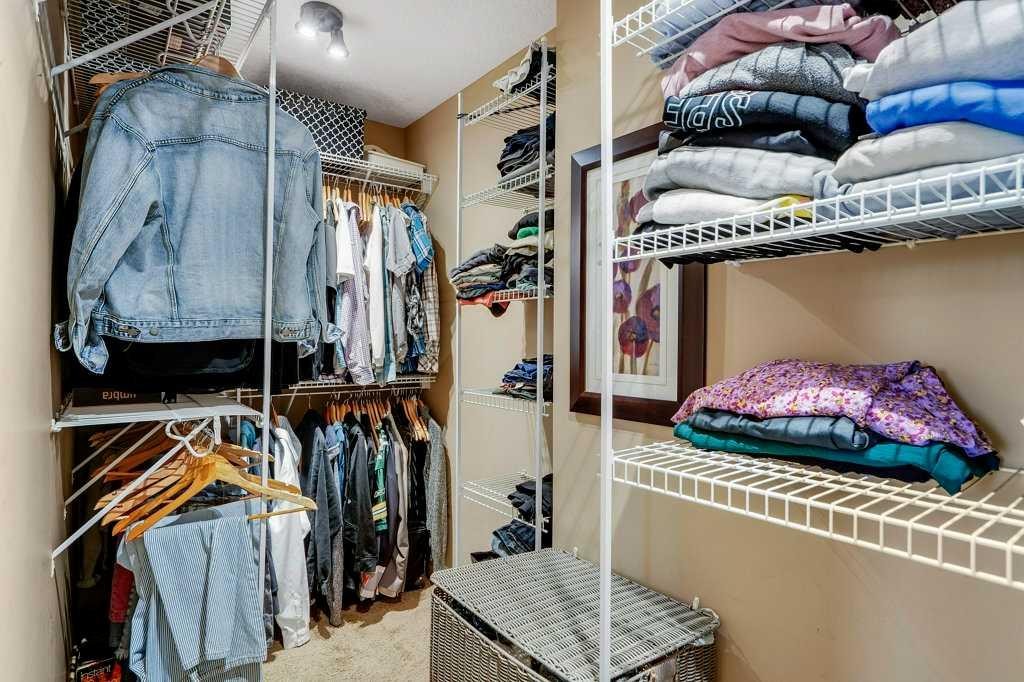 127 Hillcrest Boulevard, Strathmore, AB - Indoor With Storage