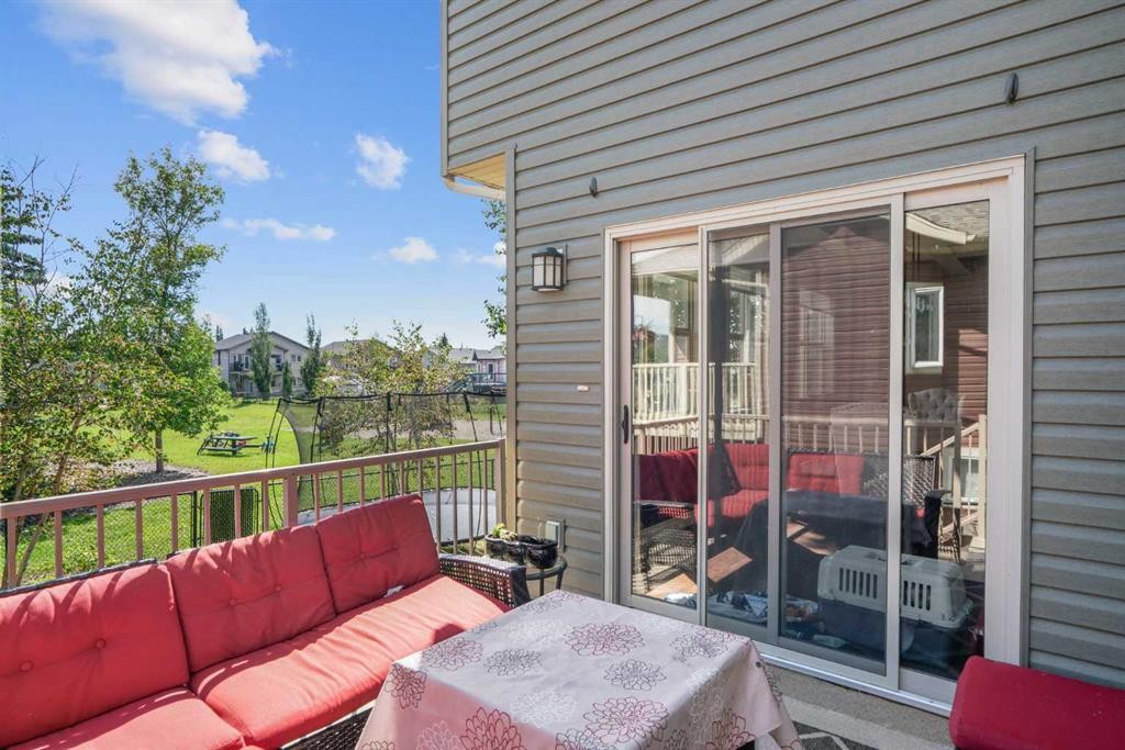 127 Hillcrest Boulevard, Strathmore, AB - Outdoor With Deck Patio Veranda With Exterior