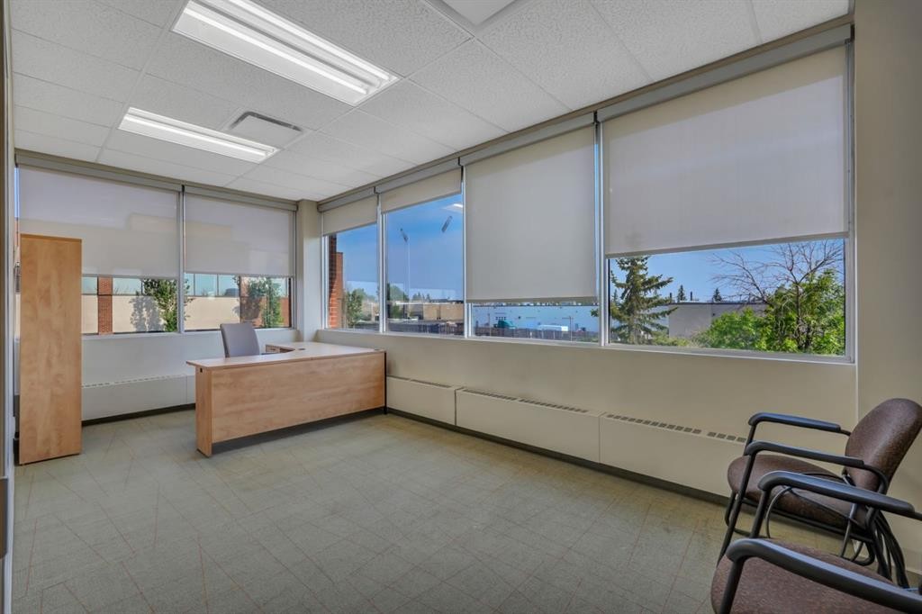 2711 39 Avenue Ne, Calgary, AB