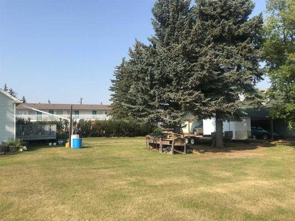 4904 54 Street, Forestburg, AB