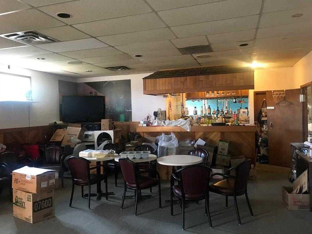 4904 54 Street, Forestburg, AB