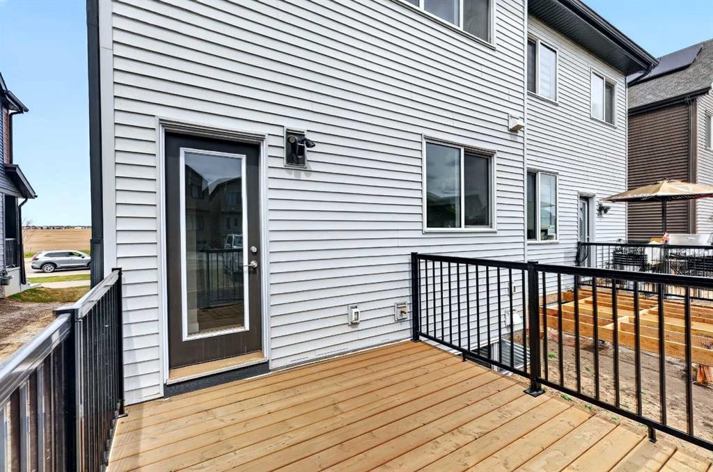 7055 Rangeview Avenue Se, Calgary, AB - Outdoor With Deck Patio Veranda With Exterior