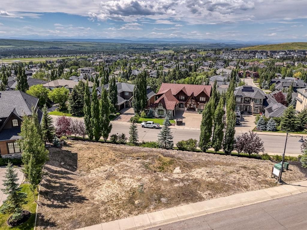 7695 Elkton Drive Sw, Calgary, AB