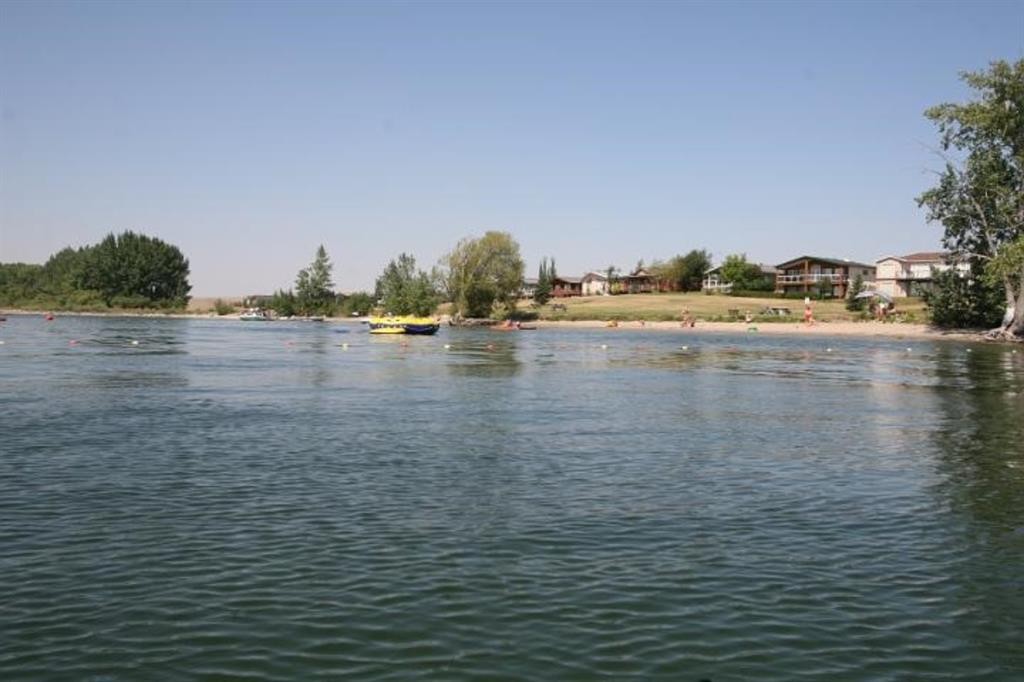 206 Royal Oak Lane South, Rural Vulcan County, AB