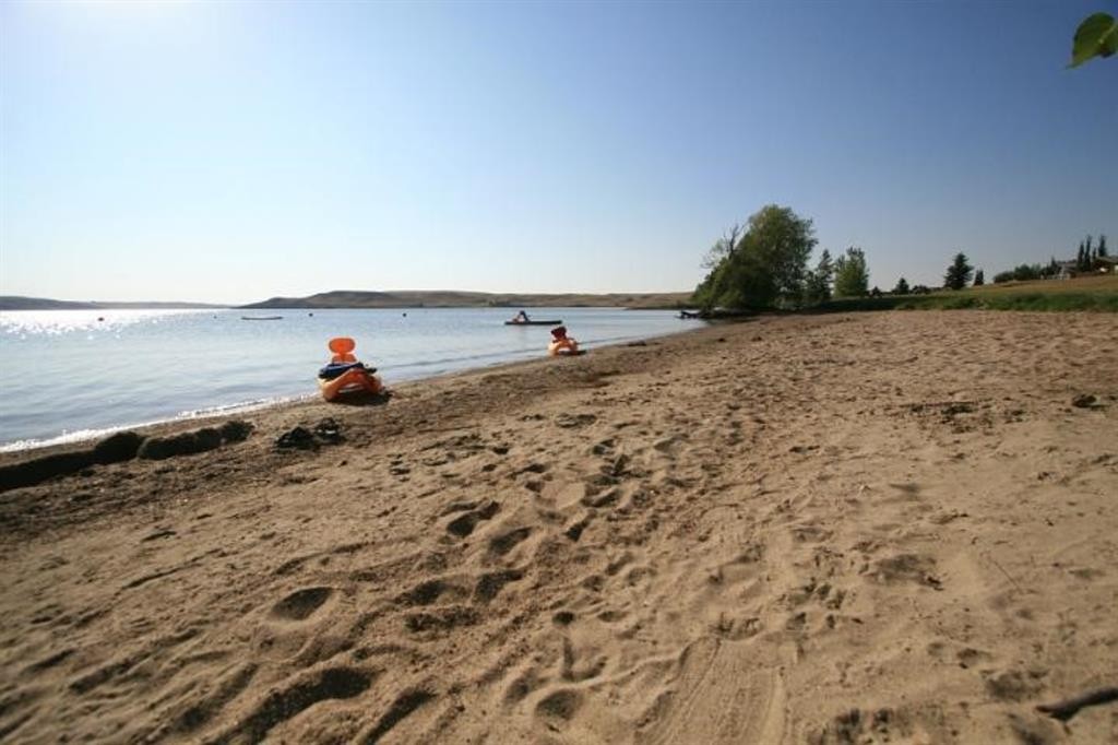 206 Royal Oak Lane South, Rural Vulcan County, AB