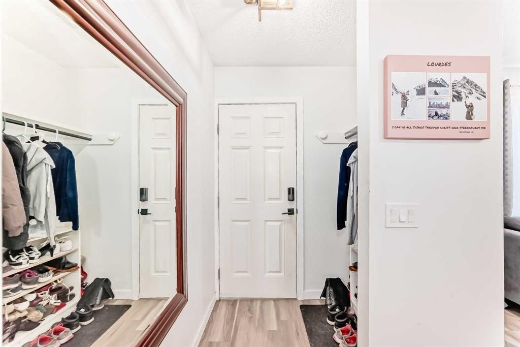 6223 Penedo Way Se, Calgary, AB - Indoor