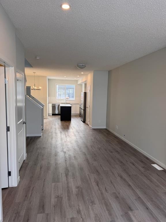 25 Setonvista Gate Se, Calgary, AB - Indoor