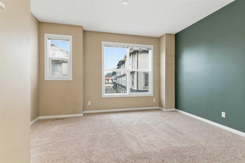 172 New Brighton Point Se, Calgary, AB - Indoor Photo Showing Other Room