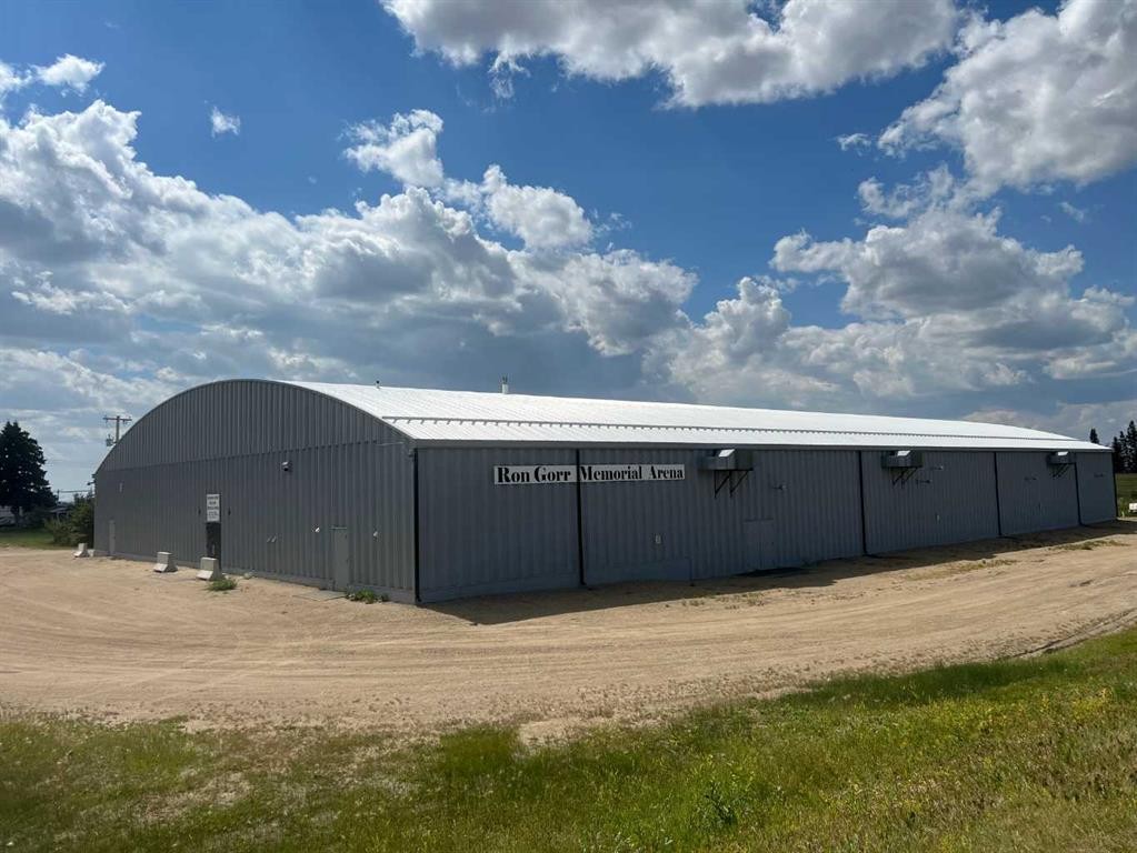 101 Second Avenue North, Torrington, AB