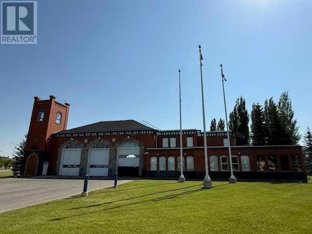 214 Mckenzie Towne Lane Se, Calgary, AB - Outdoor