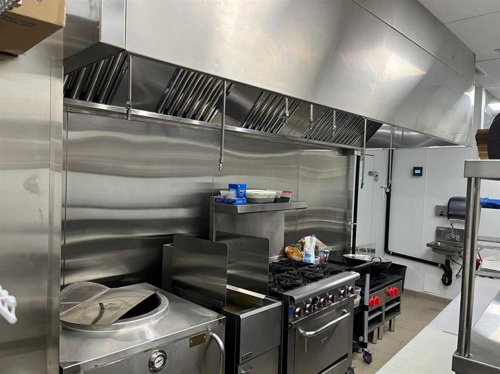 1110-2 Royal Vista Link Nw, Calgary, AB