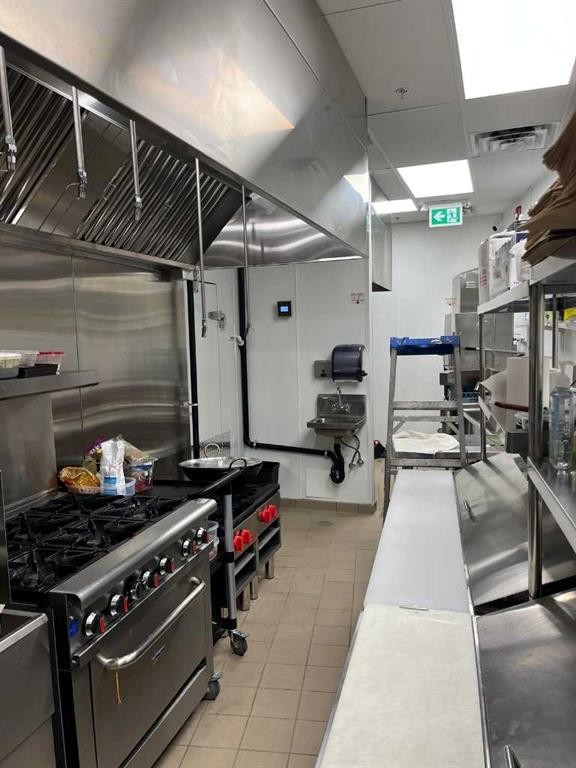 1110-2 Royal Vista Link Nw, Calgary, AB