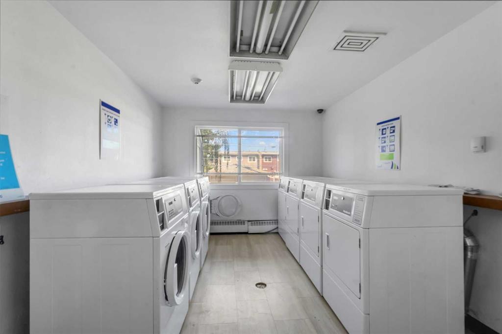 315-335 Garry Crescent Ne, Calgary, AB - Indoor Photo Showing Laundry Room