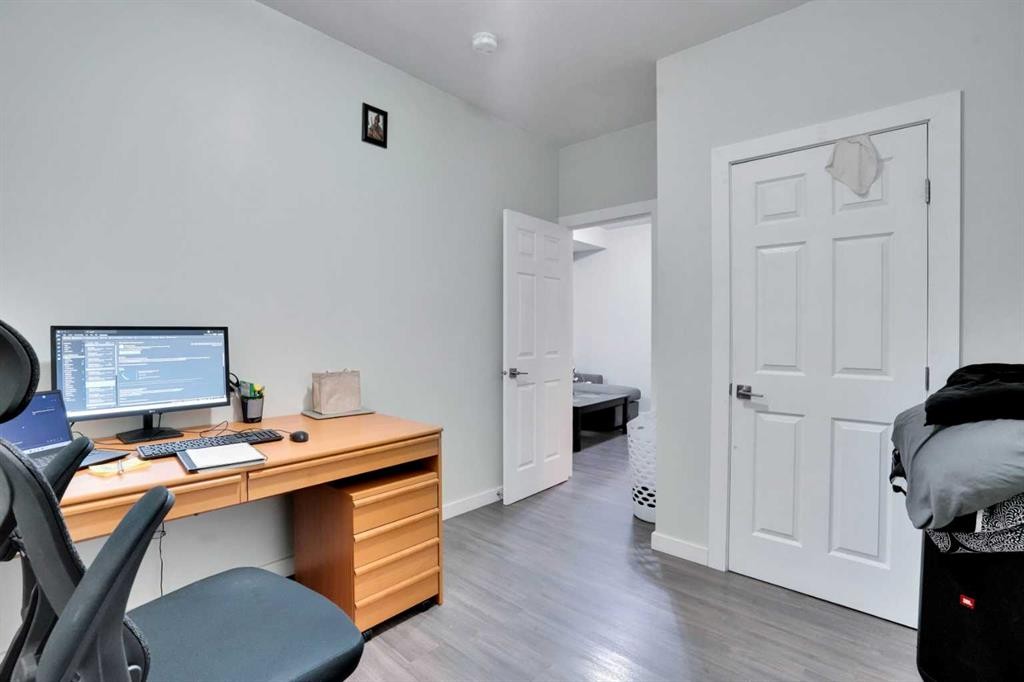 232 Cornerbrook Common Ne, Calgary, AB - Indoor Photo Showing Office