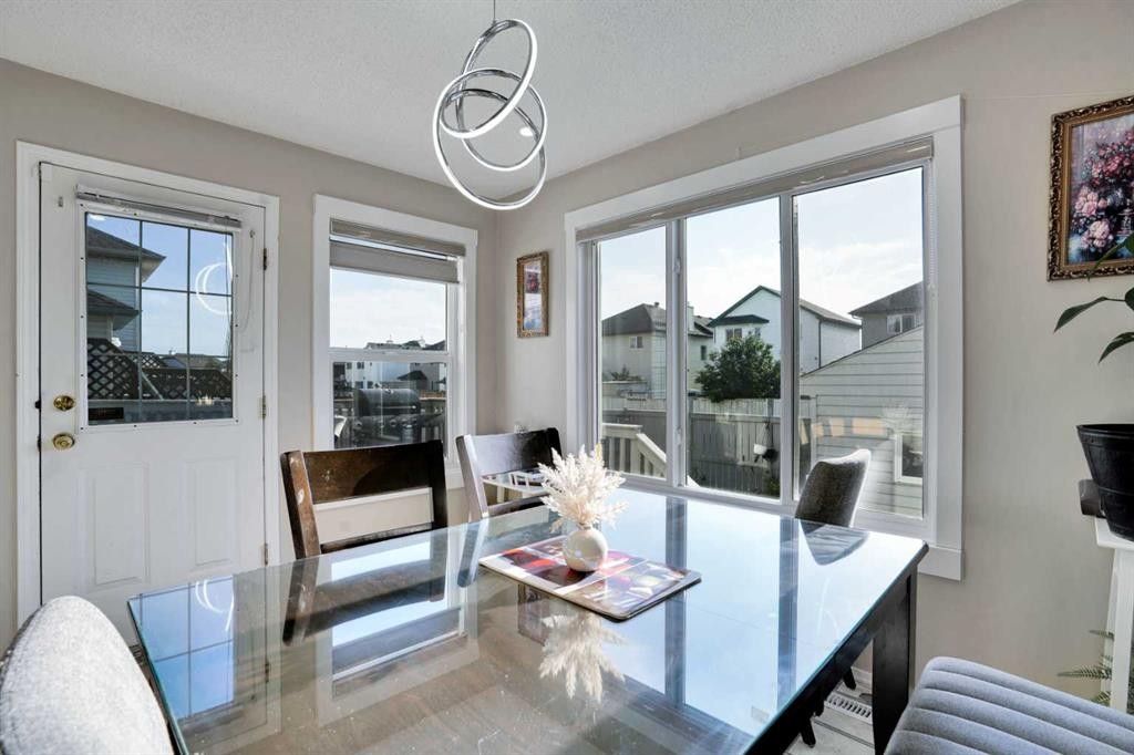 140 Saddlehorn Crescent Ne, Calgary, AB - Indoor