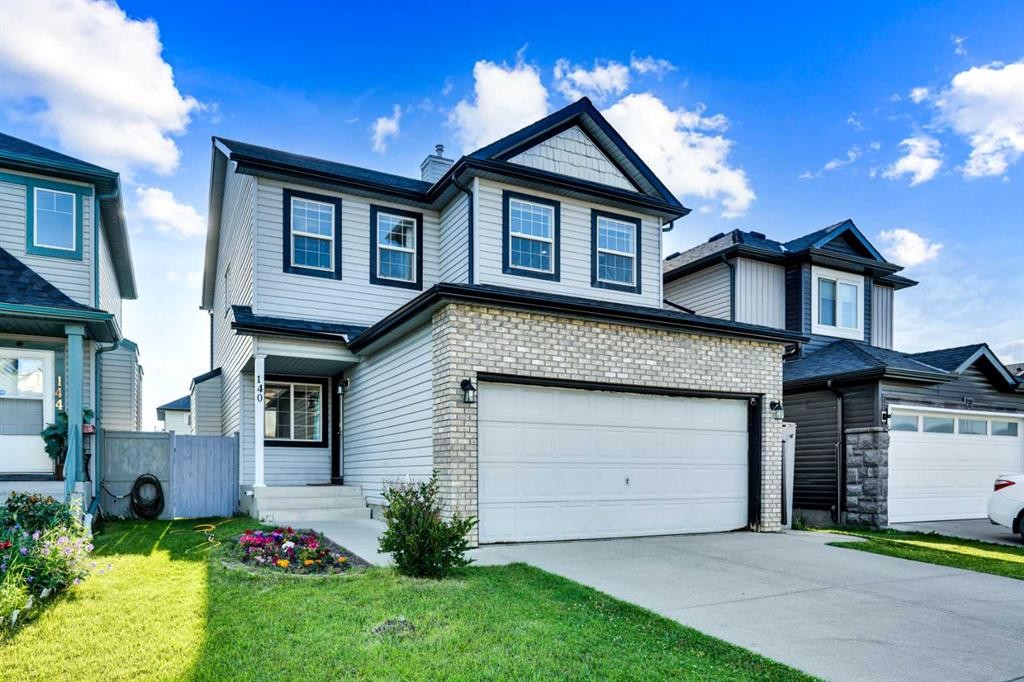 140 Saddlehorn Crescent Ne, Calgary, AB - Outdoor With Facade