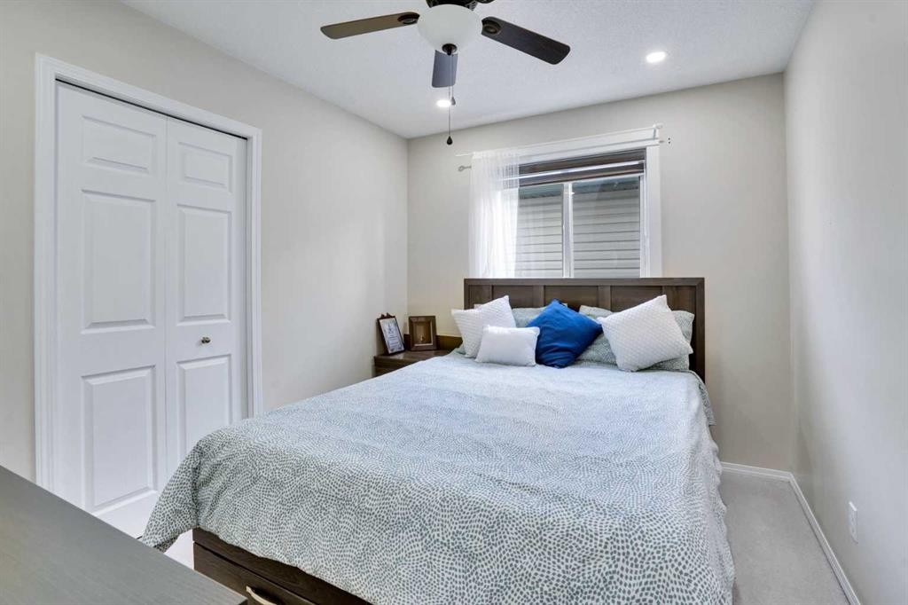 140 Saddlehorn Crescent Ne, Calgary, AB - Indoor Photo Showing Bedroom