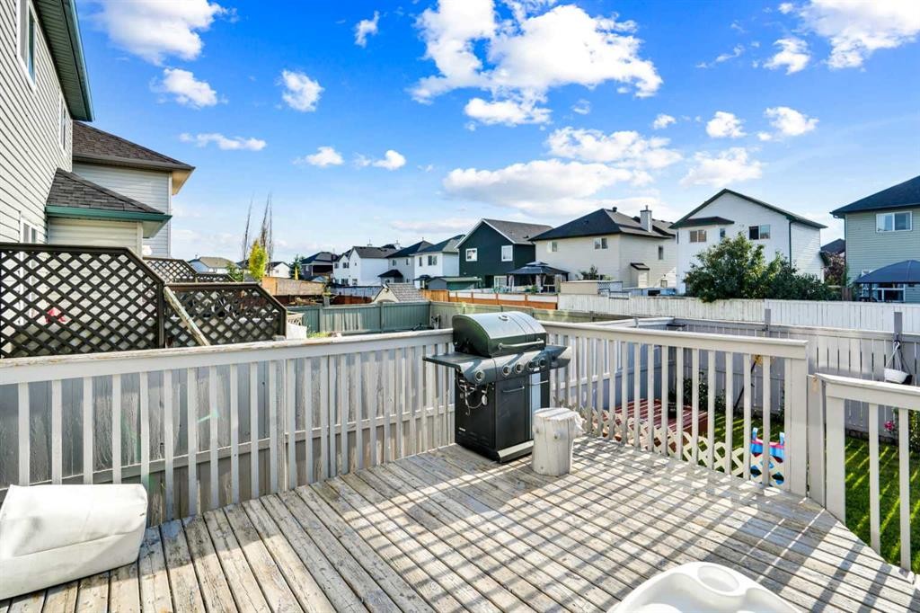 140 Saddlehorn Crescent Ne, Calgary, AB - Outdoor With Deck Patio Veranda With Exterior