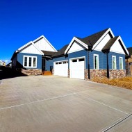 54 North Bridges Road Langdon, AB T0J 1X3