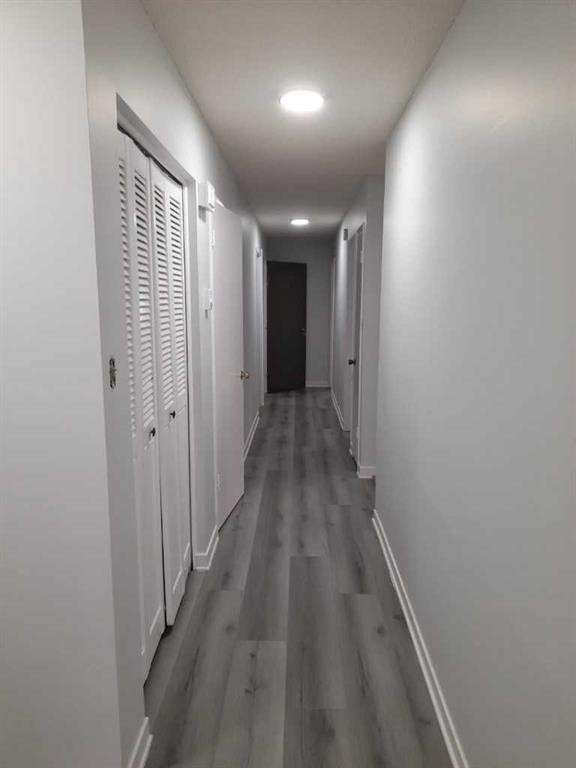 723 5 Street Ne, Calgary, AB - Indoor Photo Showing Other Room