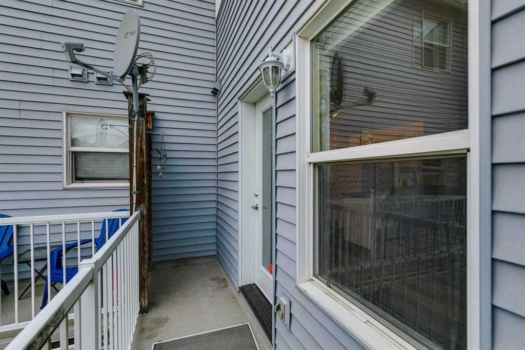 910 Prairie Sound Circle Nw, High River, AB - Outdoor With Exterior