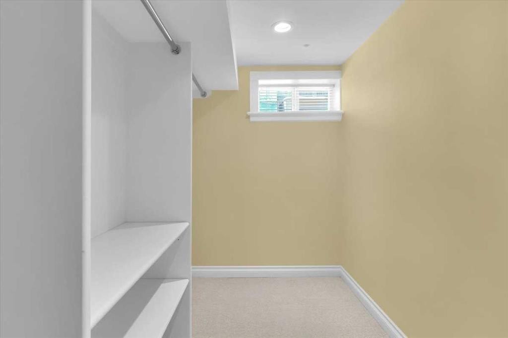 2211 45 Street Se, Calgary, AB - Indoor