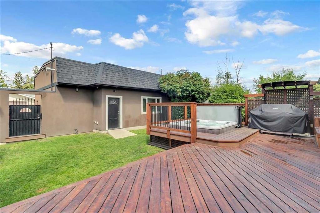 2211 45 Street Se, Calgary, AB - Outdoor With Deck Patio Veranda With Exterior