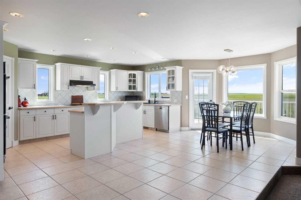 250257 271 Range Road, Rural Rocky View County, AB - Indoor