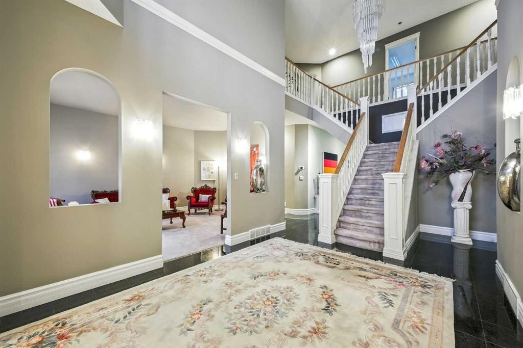 105 Patton Court Sw, Calgary, AB - Indoor Photo Showing Other Room