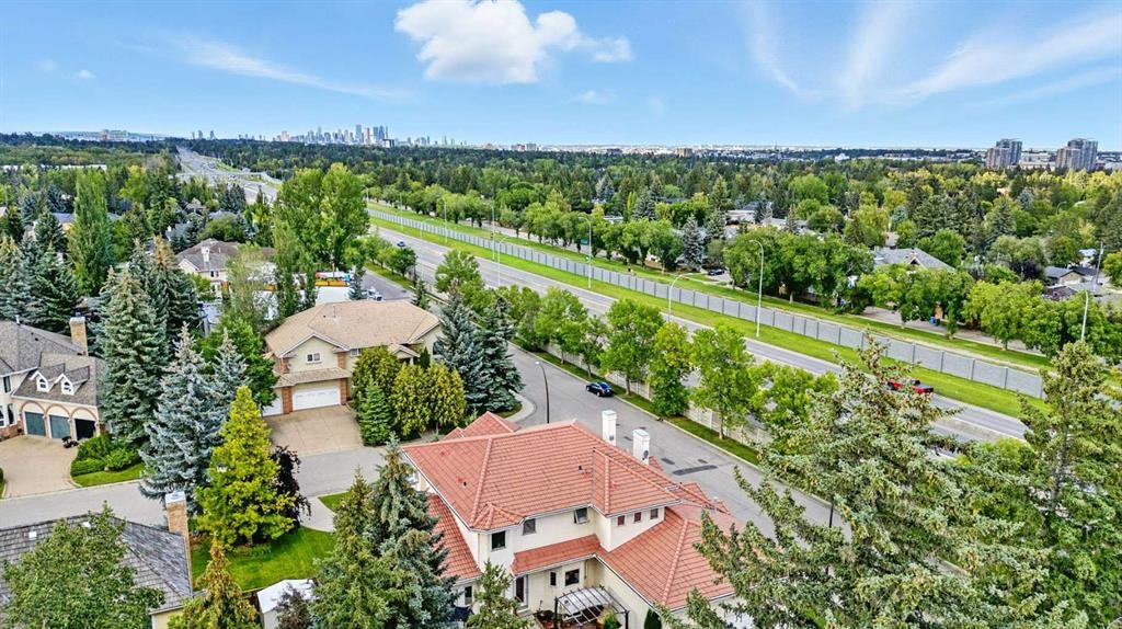 105 Patton Court Sw, Calgary, AB - Outdoor With View