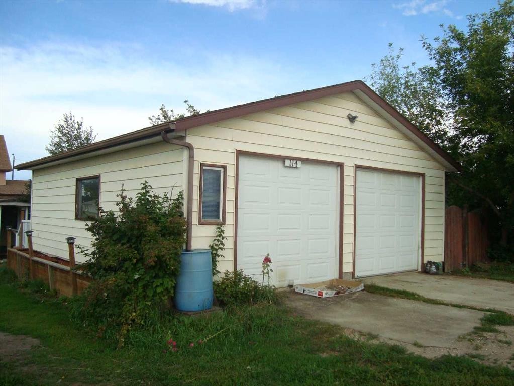114 School Road, Trochu, AB - Outdoor With Exterior