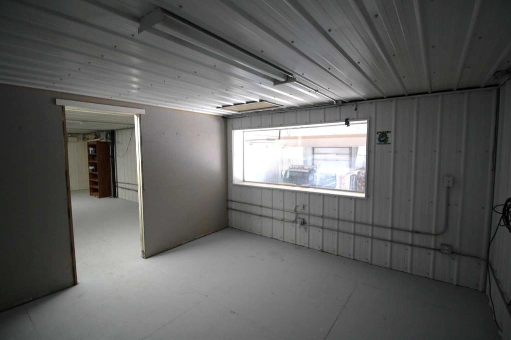 3208 52 Avenue, Innisfail, AB