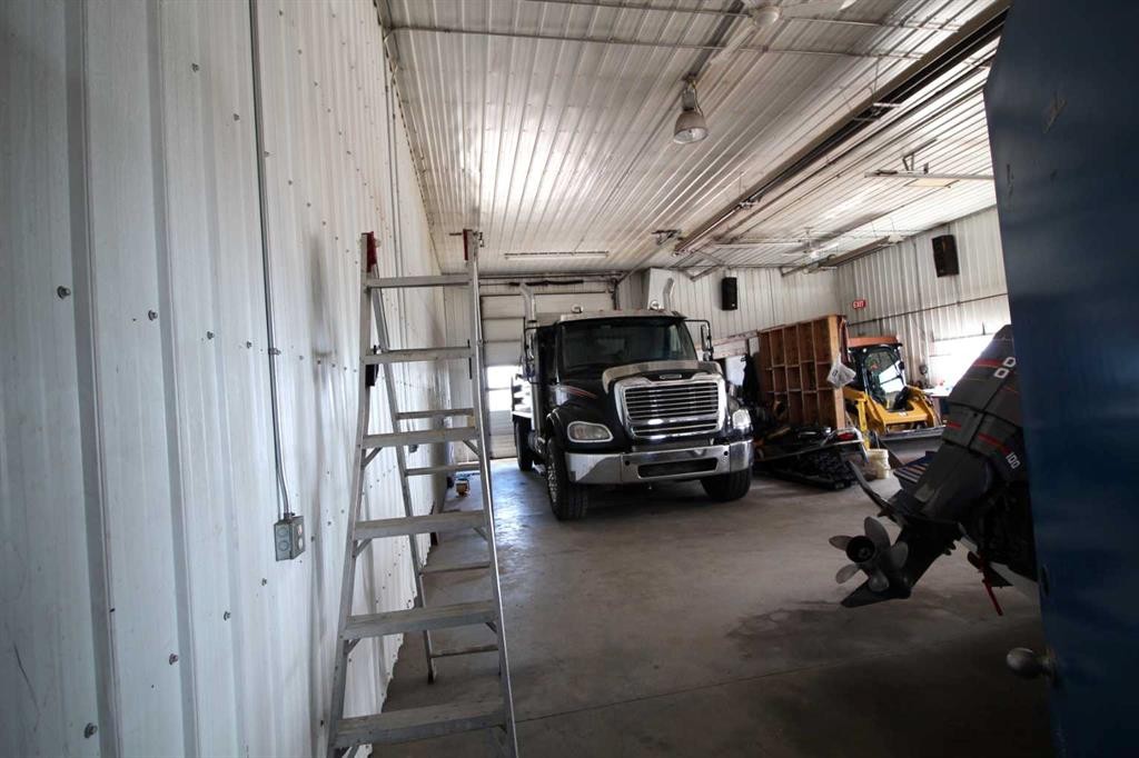 3208 52 Avenue, Innisfail, AB