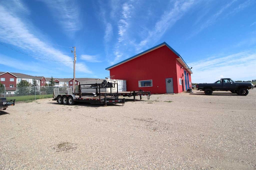 3208 52 Avenue, Innisfail, AB