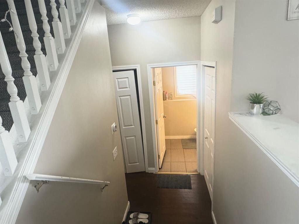 47 Saddleback Way Ne, Calgary, AB - Indoor Photo Showing Other Room