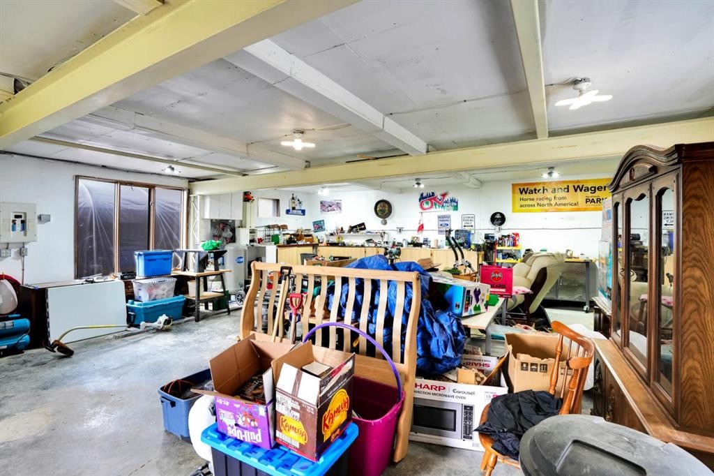 8-1415 Sec 582 Highway, Didsbury, AB