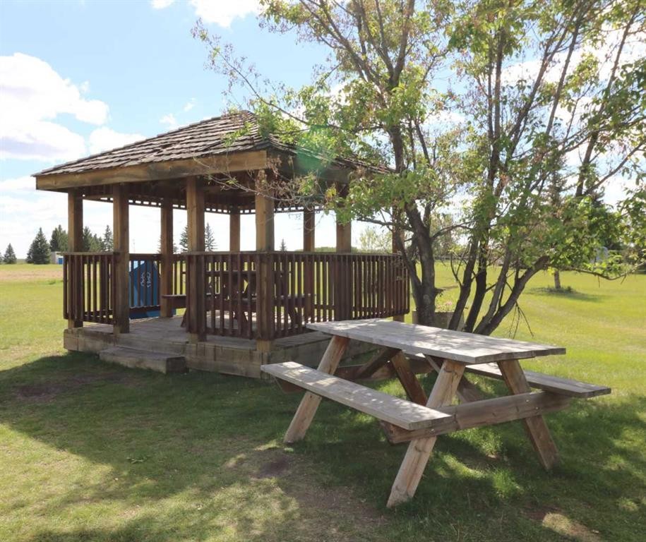 443 Henricks Drive, Irricana, AB - Outdoor