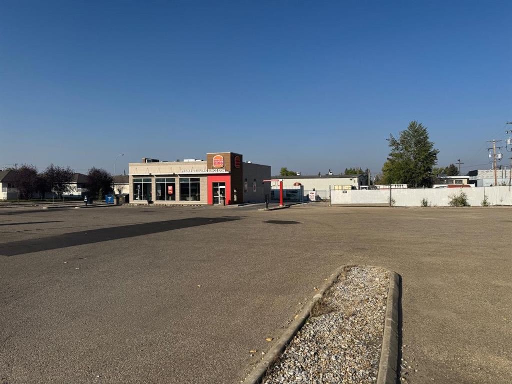 10808 100 Street, Grande Prairie, AB