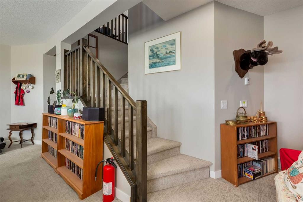 26 Eagleview Way, Cochrane, AB - Indoor Photo Showing Other Room