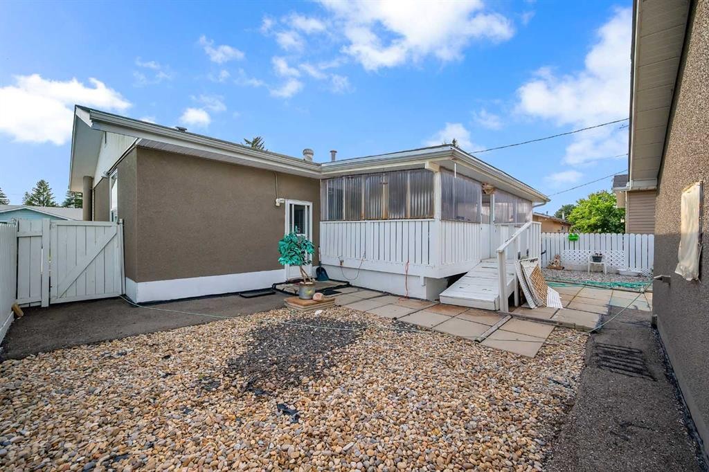 5848 Maddock Drive Ne, Calgary, AB - Outdoor With Exterior