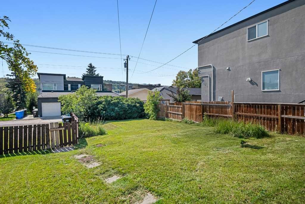 4503 Bowness Road Nw, Calgary, AB - Outdoor With View