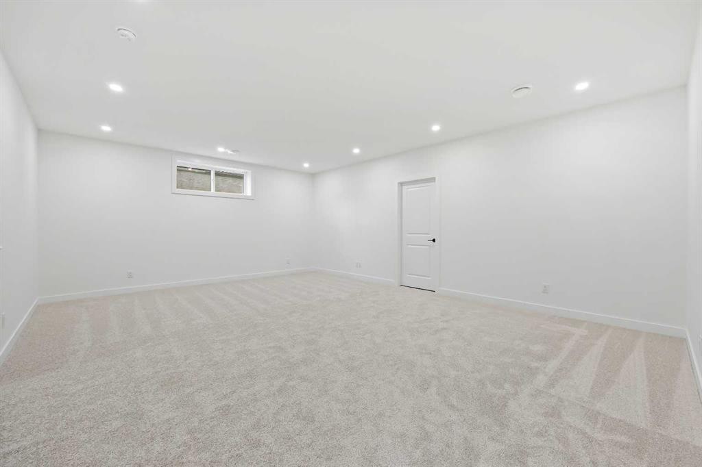 116 Mitchell Walk Nw, Calgary, AB - Indoor