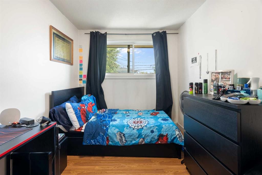 3212 Dover Crescent Se, Calgary, AB - Indoor