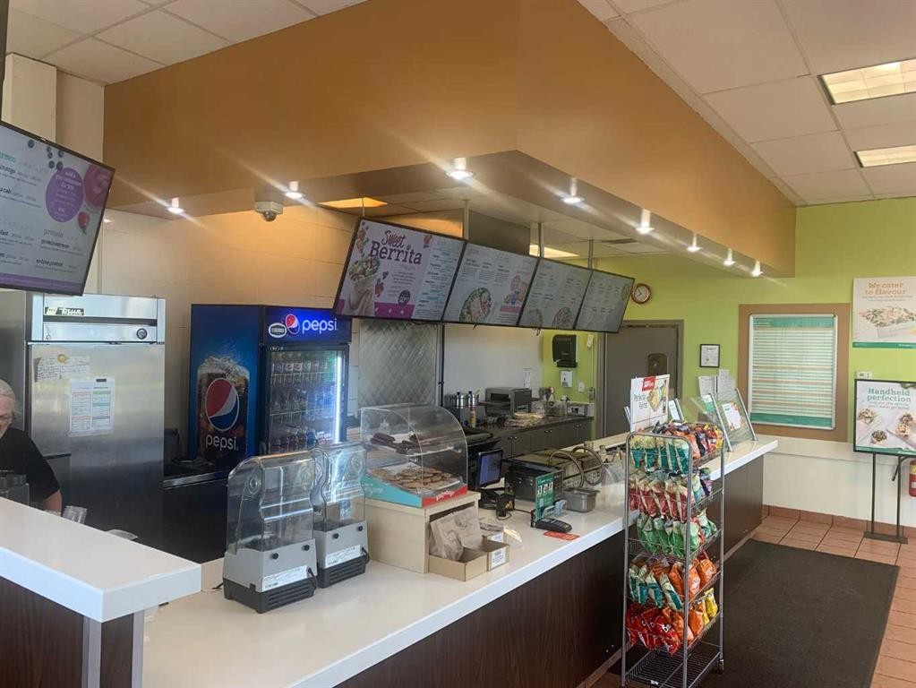 805 East Lake Boulevard, Airdrie, AB