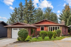 335 Ranch Estates Place NW Calgary, AB T3G 1L8