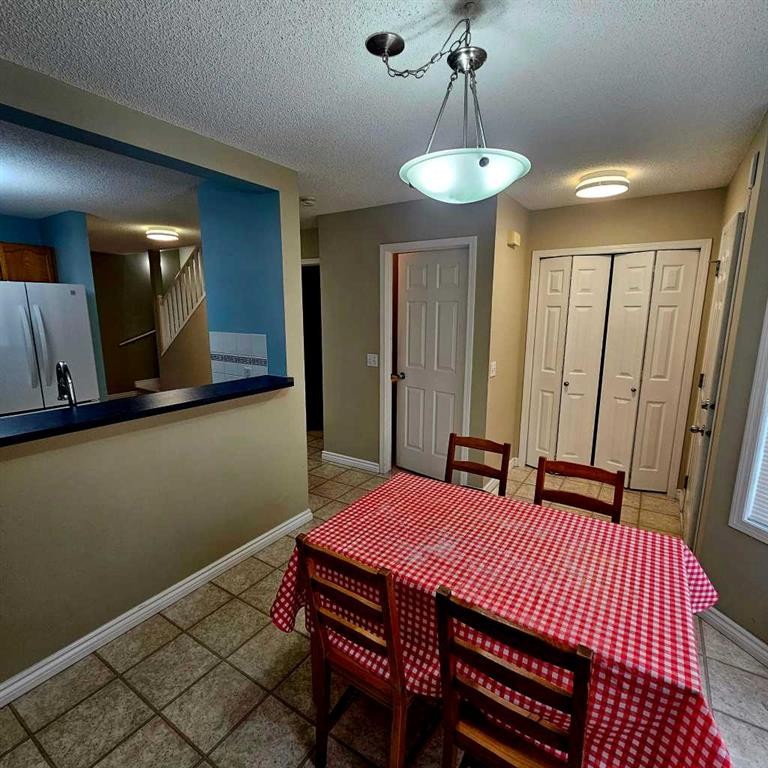 5 Country Village Landing Ne, Calgary, AB - Indoor