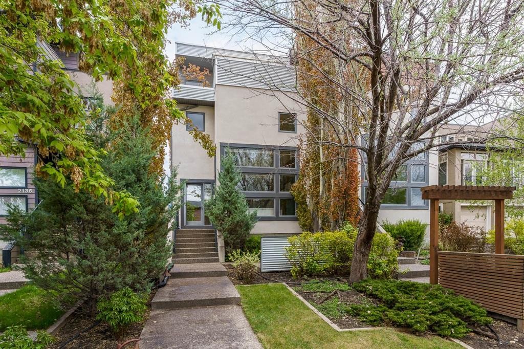 2134 30 Avenue Sw, Calgary, AB - Outdoor With Facade