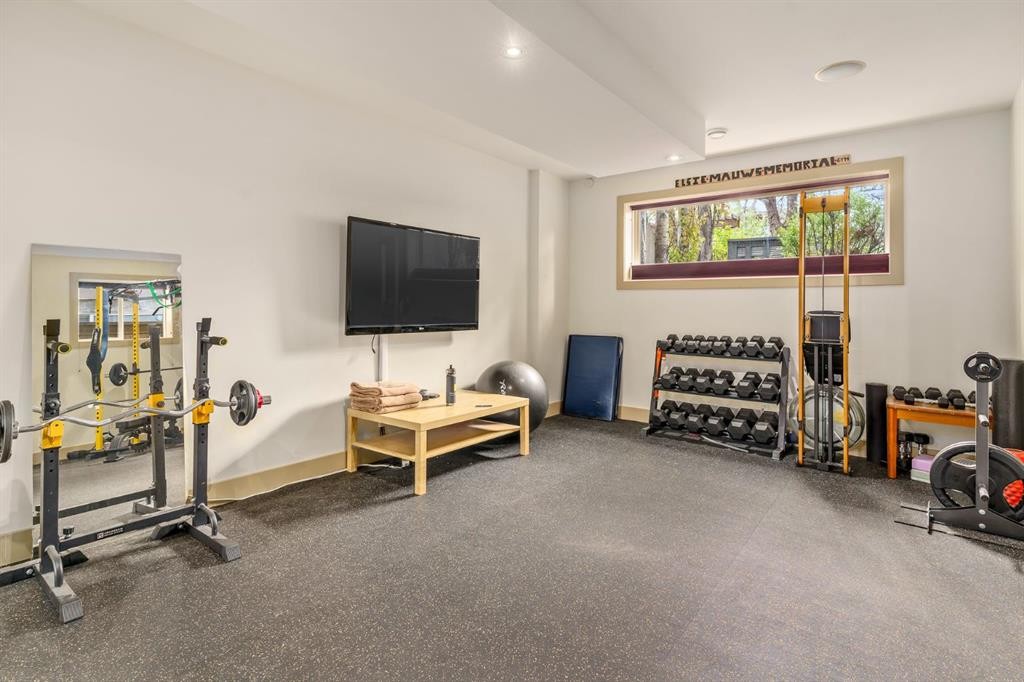 2134 30 Avenue Sw, Calgary, AB - Indoor Photo Showing Gym Room